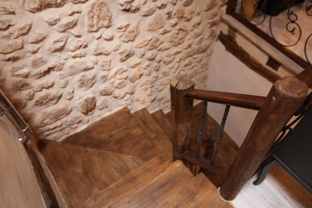 Villa Wabisabi Townhouse Montejo de la Vega de la Serrezuela Esterno foto