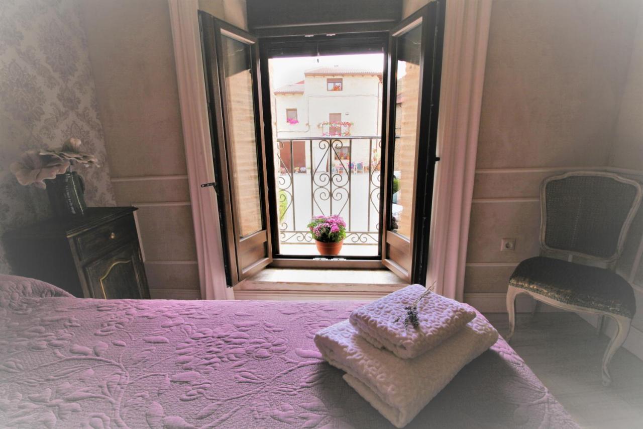 Villa Wabisabi Townhouse Montejo de la Vega de la Serrezuela Esterno foto